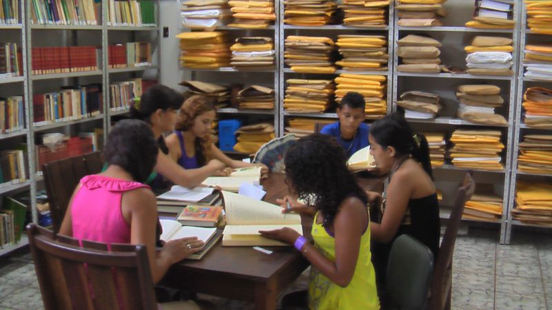 Alunas do Colégio Onésima Pereira de Barros